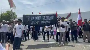 Demo-mafia-tanah-bebas.jpg