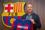 Pelatih-Tim-Barcelona-Hansi-Flick.jpg