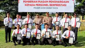 Ungkap-Kasus-Sindikat-Curanmor-Personel-Satreskrim-Polres-Abdya-Terima-Penghargaan.jpg