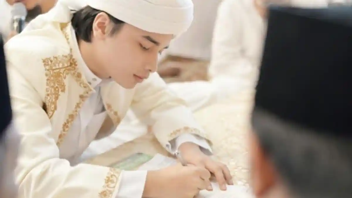 Alvin Faiz Langsung Beri Klarifikasi saat Beredar Kabar Ustaz Arifin Ilham Meninggal Dunia