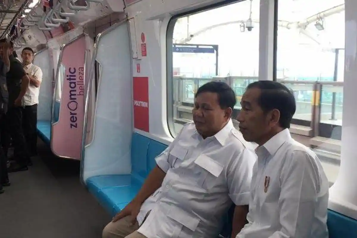 Respon Prabowo saat Jokowi Sebut Dirinya Tak Pernah Naik MRT: Saya Naik MRT Luar Biasa