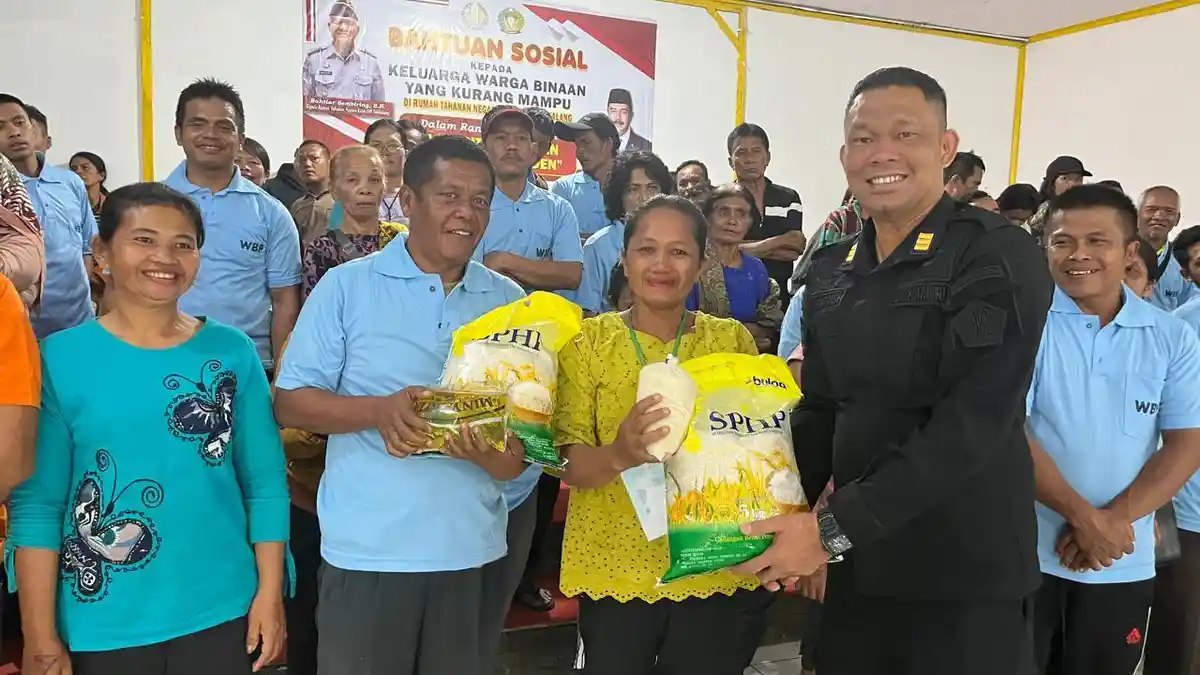 Sukseskan Program 100 Hari Menteri Imipas, Rutan Kelas IIB Sidikalang Beri Sembako ke Keluarga WBP