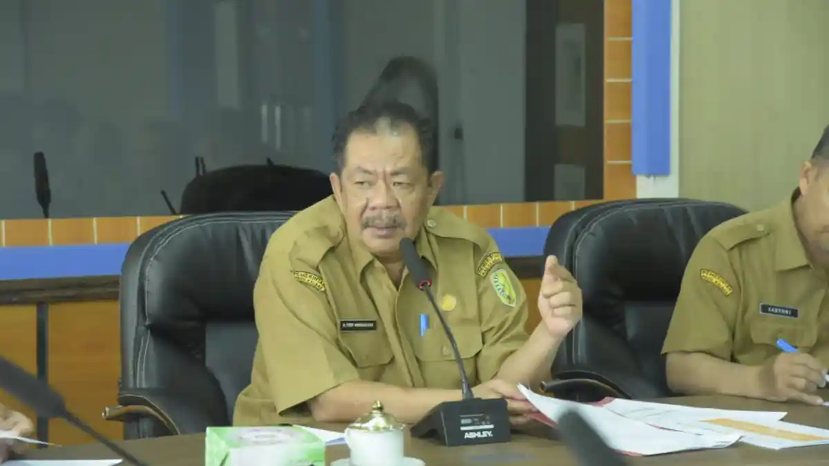 Sekda Sambas Imbau Warga Basmi Sarang Nyamuk Penyebab DBD dan JE