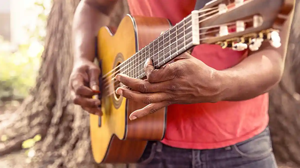 Lirik Lagu Buktini Cinta Serta Chord Kunci Gitar Lagu Batak