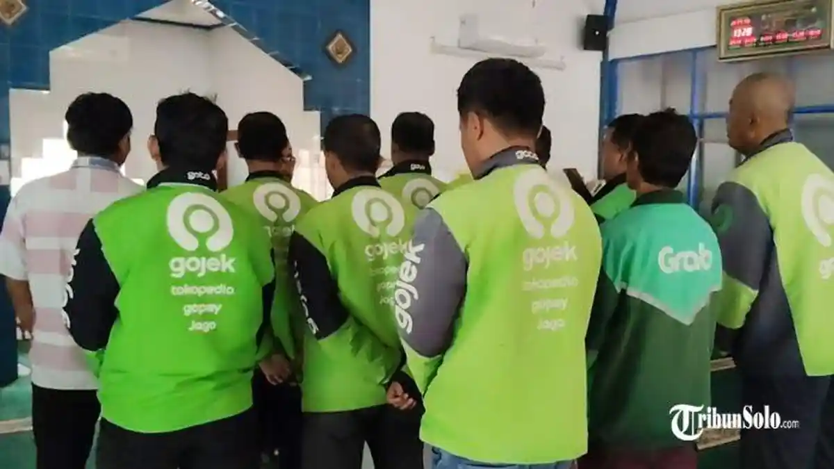 Keluhan Ojol di Solo, Aplikator Masih Potong 30 Persen Meski Perpres Sudah Diteken