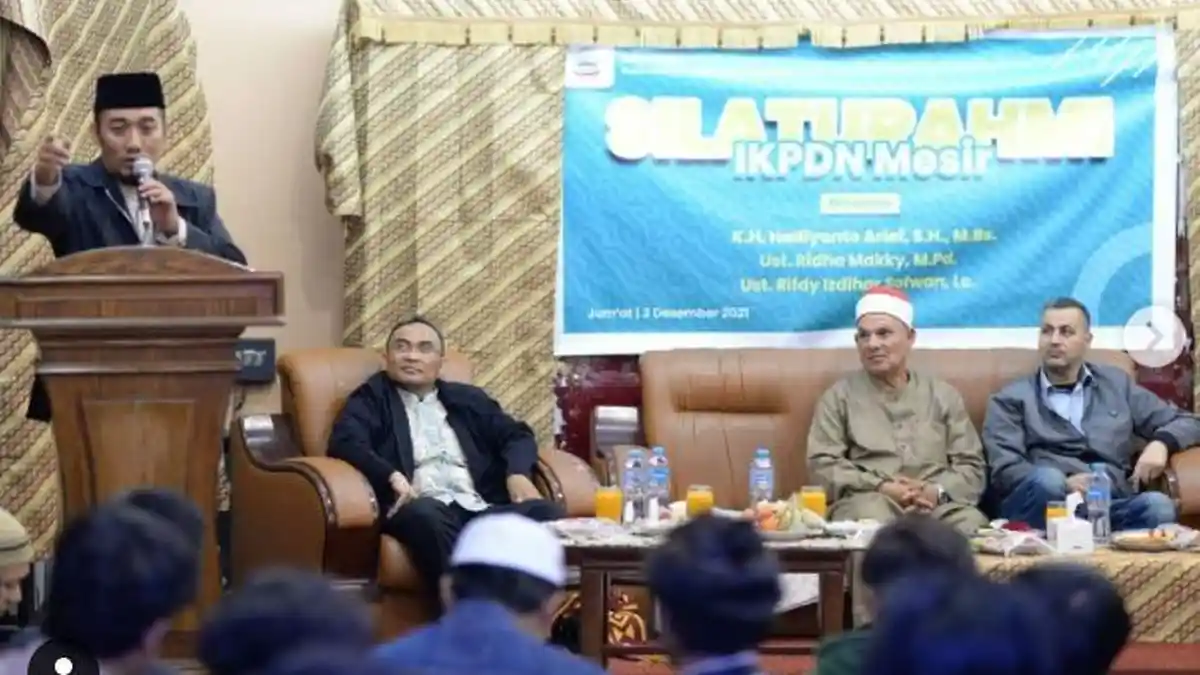Sambung Silaturrahmi, Pimpinan Pesantren Darunnajah Temui 170 Alumninya yang Belajar di Azhar Mesir