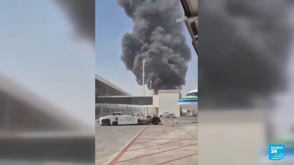 Update Serangan Houthi di Arab Saudi, Korban Tewas di Bandara Riyadh ...