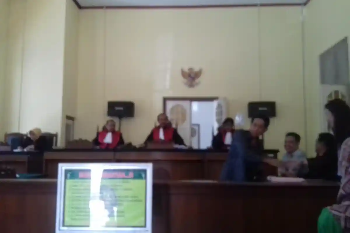 Guru Besar Unhas Jadi Saksi Ahli Pungli SMAN 5 Makassar di Pengadilan Tipikor Makassar