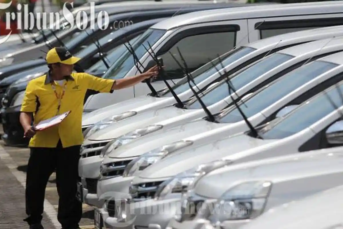 Lebaran Masih Lama, Tapi Rental Mobil di Solo Kebanjiran Order, Banyak Mobil yang Sudah Full Booked