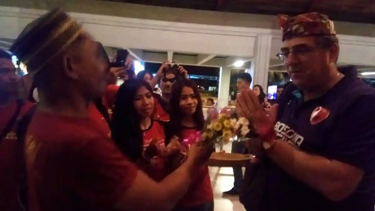 Maczman Zona Bali Sambut Rombongan PSM, Lihat Foto-Fotonya - dem3_20180106_082614.jpg