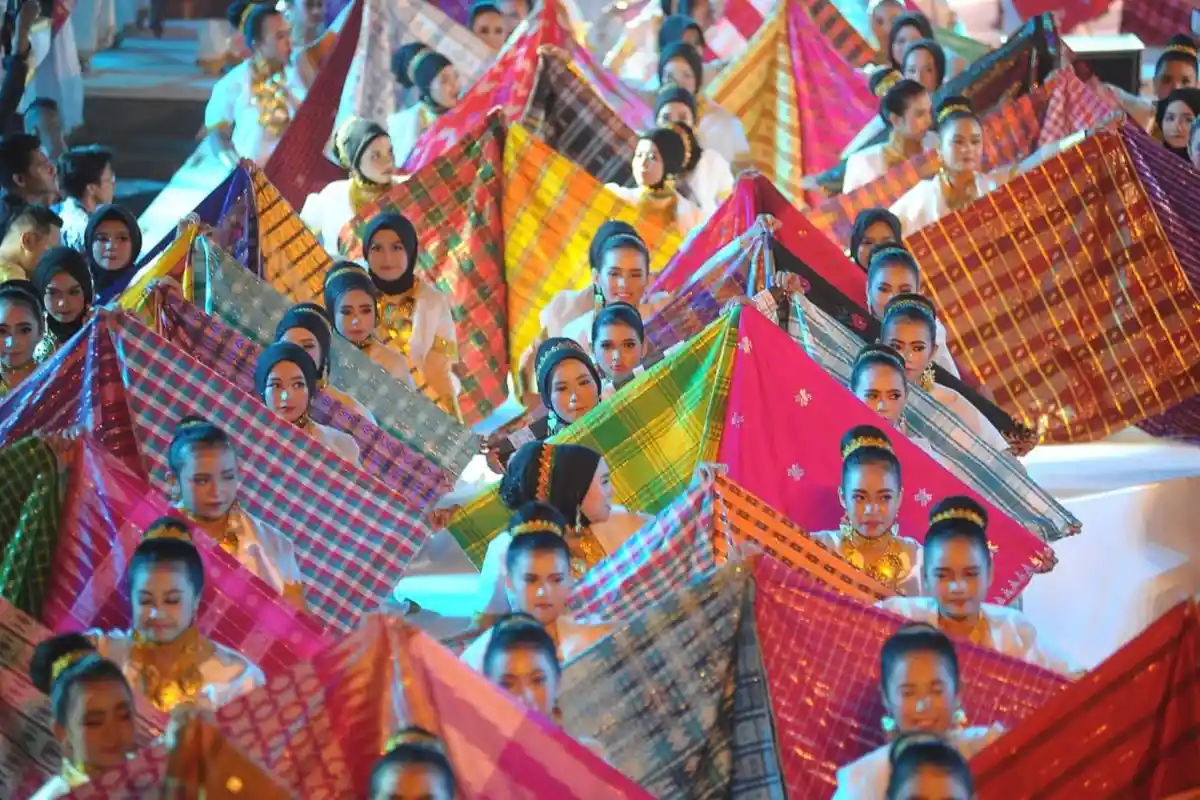 Recommended Top 10 Pariwisata Unggulan Sepanjang 2020 Rugi Kalau Dilewatkan Berikut Daftarnya - event-makassar-internasional-eight-festival-f8.jpg