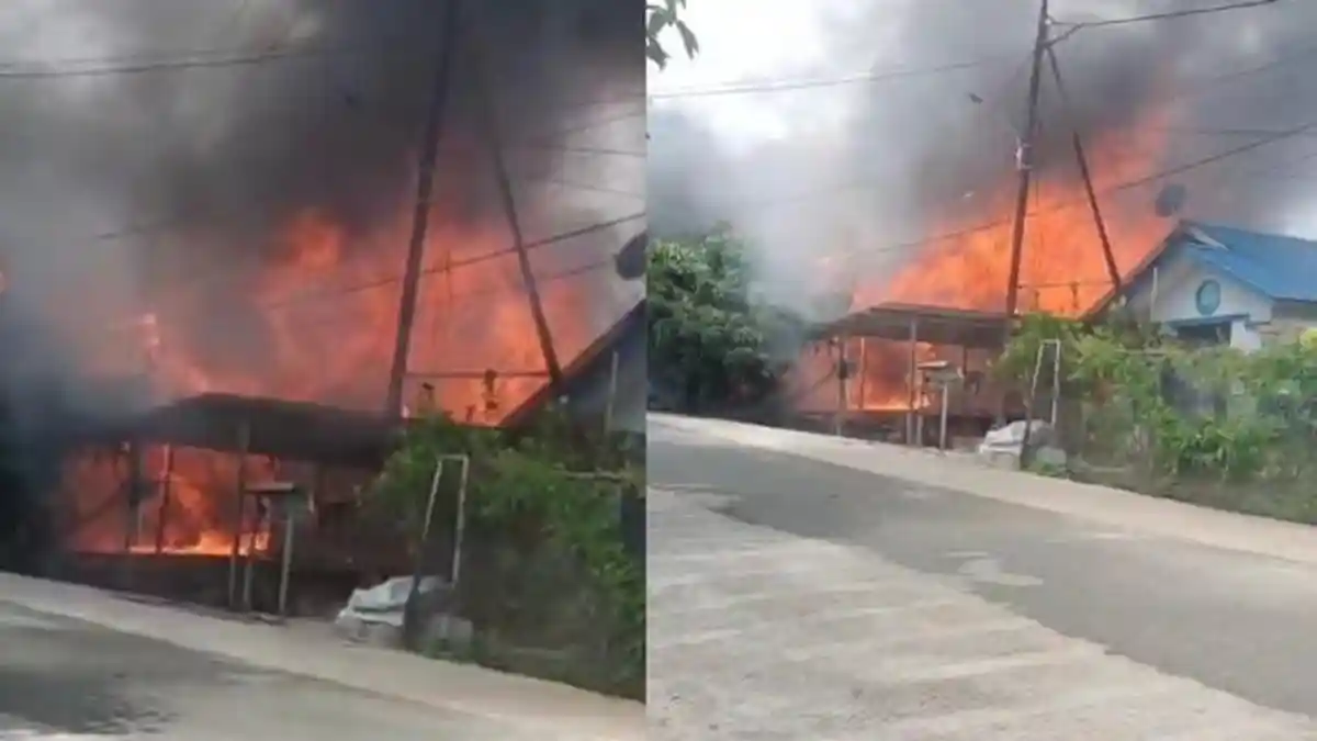 BREAKING NEWS: Rumah di Km 12 Karang Joang Balikpapan Terbakar, Asap Hitam Membumbung