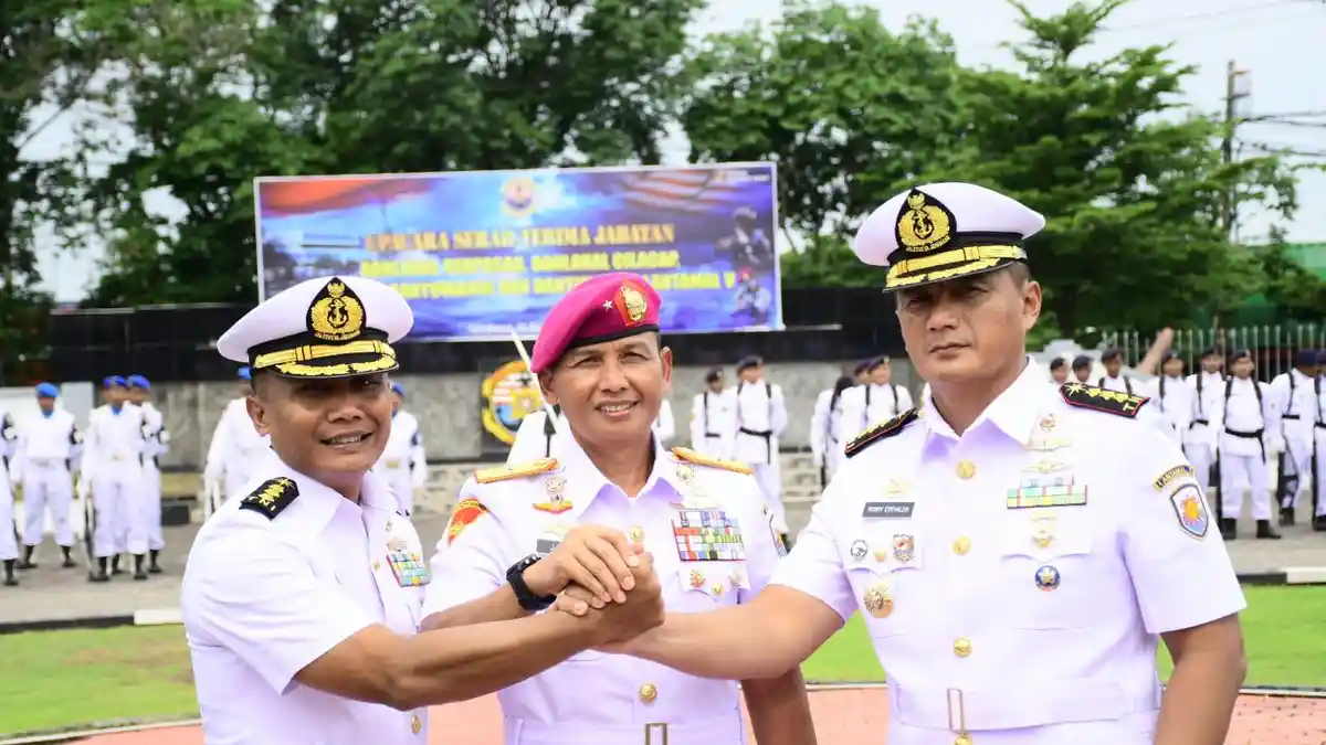 Kolonel Laut P Robby Edevaldo Resmi Jabat Danlanal Cilacap Gantikan Kolonel Laut P Bambang Subeno