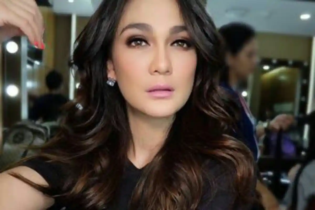 Luna Maya Upload Video Pada Hari Perempuan Internasional, Sudah Ditonton Netizen Jutaan Kali
