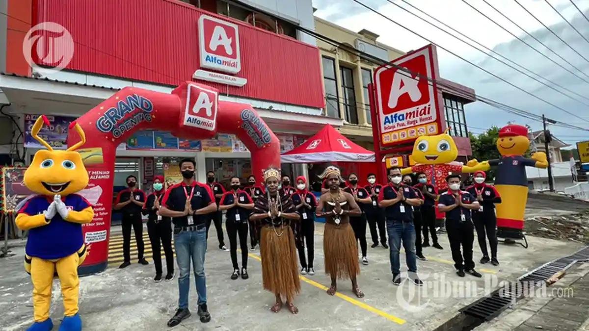 Alfamidi Lebarkan Sayap di Kota Jayapura, Gerai Padang Bulan Dibuka