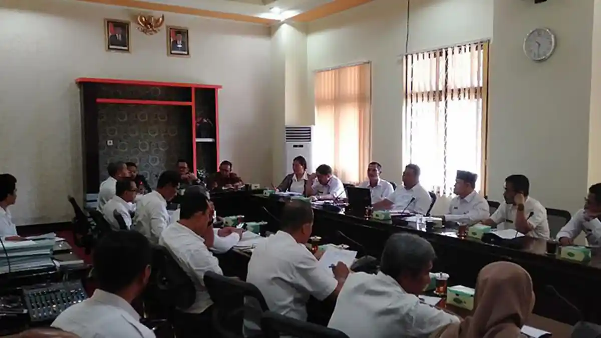 Terkait Sertifikat Lahan, Warga Tenggarai Ada Permainan Perusahaan