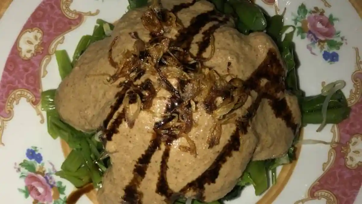 Pecel Kangkung Lombok, Menu Berbuka Puasa Favorit Selain Pelecing
