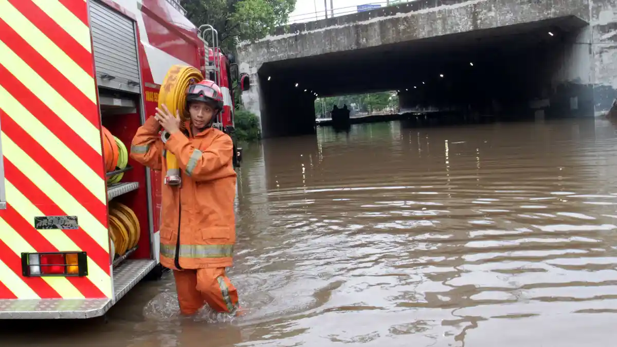 Kendaraan Bermotor Belum Dapat Melintas di Underpass Kemayoran