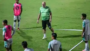 Pelatih-Persib-Bandung-Bojan-Hodak1213.jpg
