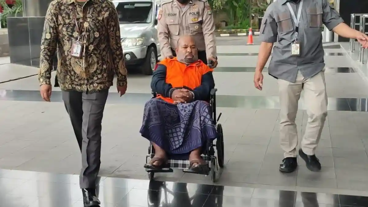 KPK Perpanjang Masa Penahanan Gubernur Papua Lukas Enembe 40 Hari