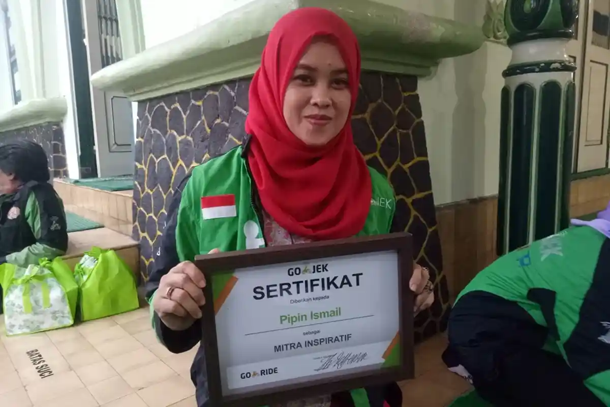 Kisah Inspiratif Wanita Juragan Batik Asal Bantul Pilih Jadi Tukang Ojek Online