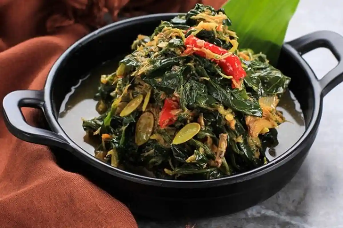 Cara Memasak Daun Pepaya agar Lunak dan Tak Pahit, Direbus Tiga Tahap Atau Cukup Pakai Garam