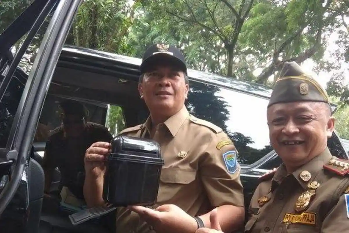 Pemkot Kota Bandung Razia Mobil Tak Dilengkapi Tempat Sampah, Bakal Didenda Rp 500 Ribu