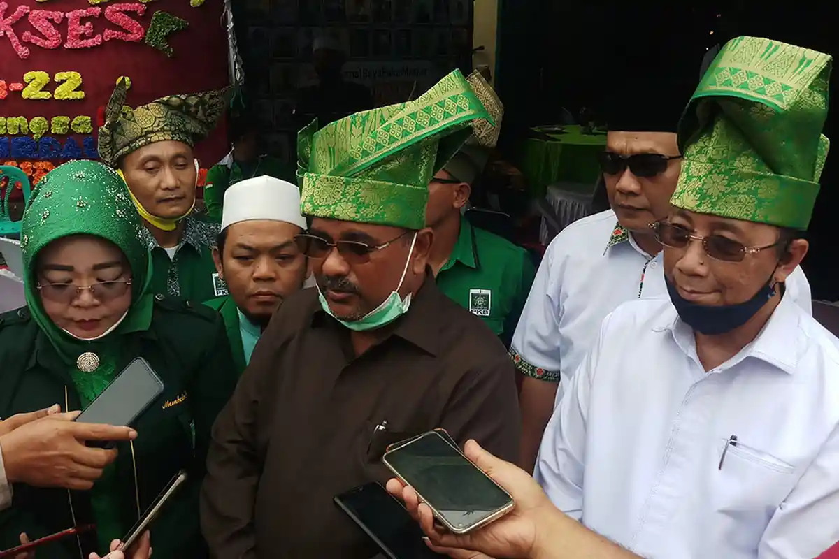 PILKADA KARIMUN, Dua Bakal Calon Bupati Aunur Rafiq dan Iskandarsyah ke KPU Jumat Ini