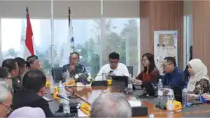 Pemkab-Sukabumi-terus-berkomitmen-untuk-memastikan-seluruh-lapisan-masyarakat-mendapatkan.jpg