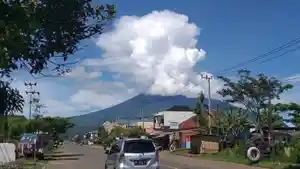 ERUPSI-GUNUNG-DEMPO-3.jpg