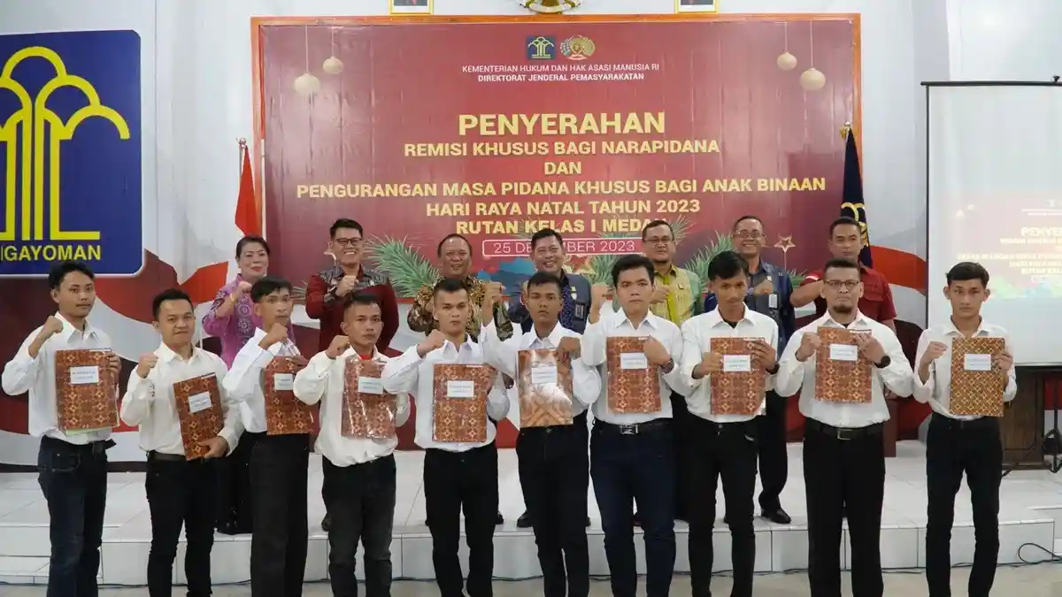Berita Populer, Warga Binaan Rutan Kelas 1 Medan Terima Revisi Natal, Doa Bacaan Ayat 1000 Dinar