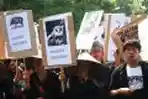 Demo Tolak Pambangunan Pabrik Semen Semarang