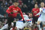 suasana-pertandingan-manchester-united-vs-crystal-palace.jpg