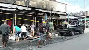 Kebakaran-langgur2.jpg