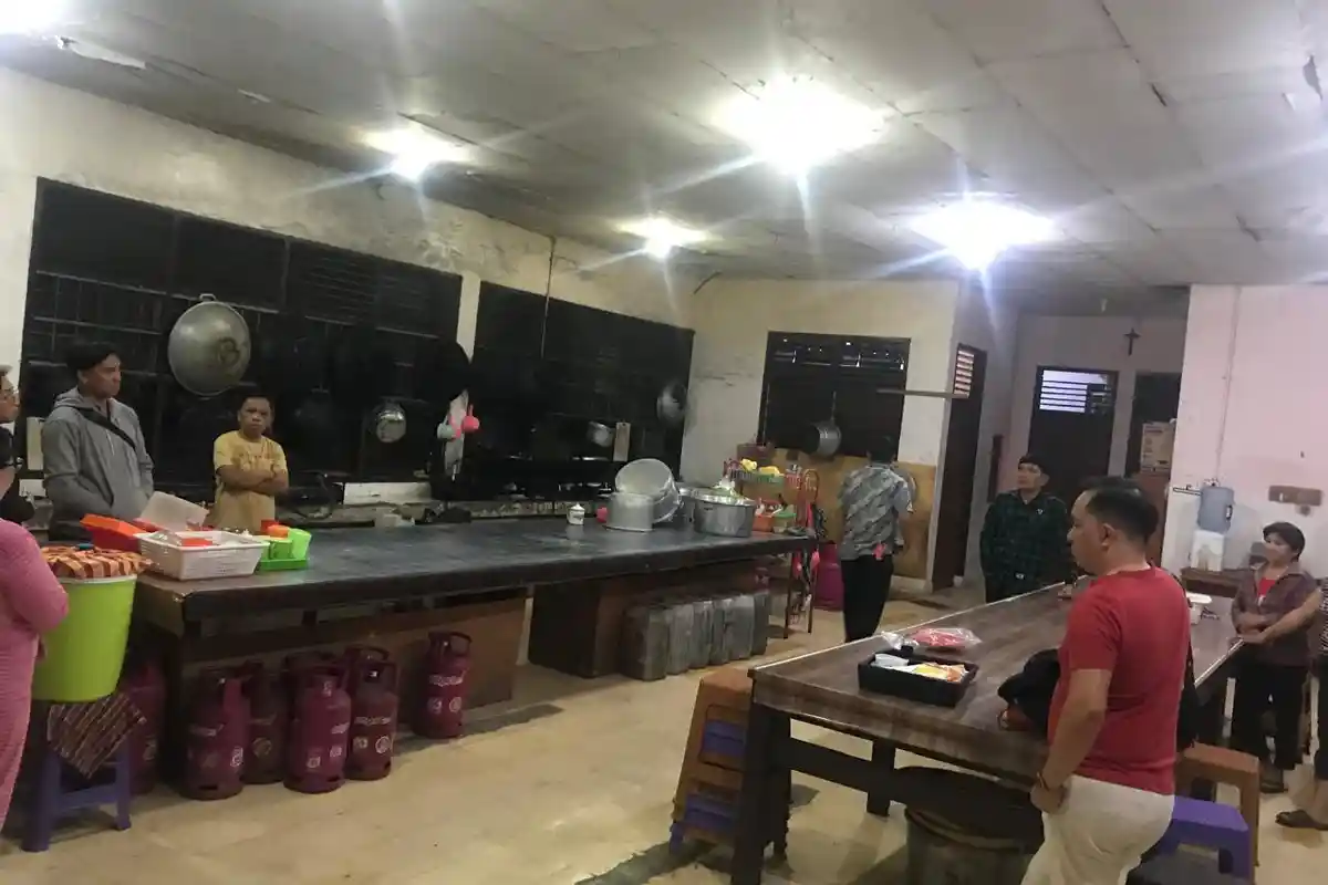 Pengakuan Mahasiswa Teologi UKIT yang Diduga Jadi Korban Keracunan Makanan di Asrama Kaaten Tomohon