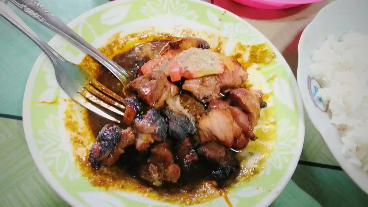 Sarapan Sate Kambing Bumbu Kacang di Warung Sate Pak Meyet - sate-pak-meyet-1.jpg