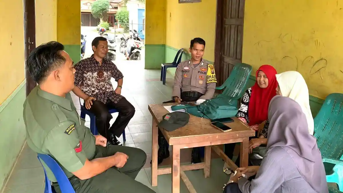 Wujudkan Pemilu Damai, Bhanbinkamtibmas Polsek Dolok Laksanakan Kegiatan Sambang dan Tatap Muka