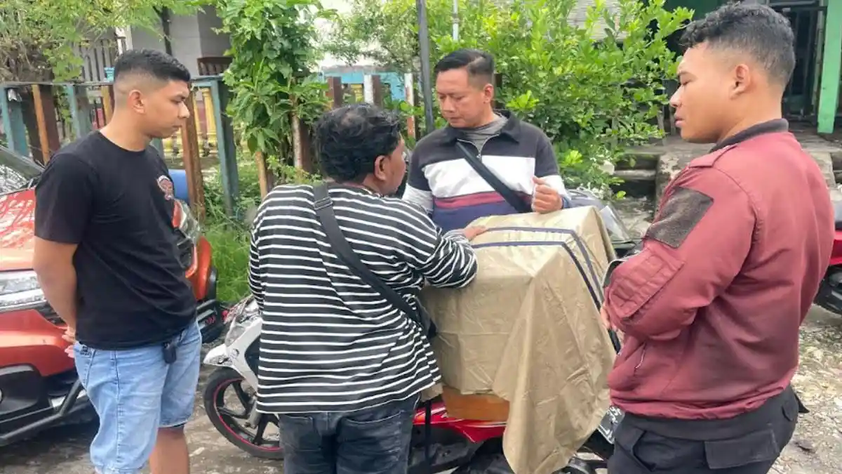 Gagalkan Pengiriman Arak Bali Ke Gresik, Polisi Dalami Pemesanan Daring Dengan Sistem COD