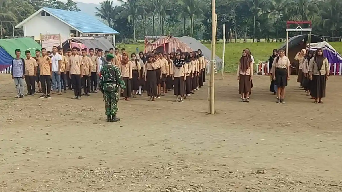 Serda Manto Bekali Ratusan Siswa Dengan Materi Bela Negara