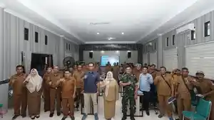 Pertemuan-General-Manager-PLN-UIP-Sulawesi-Wisnu-Kuntjoro-Adi-dengan-Bupati.jpg