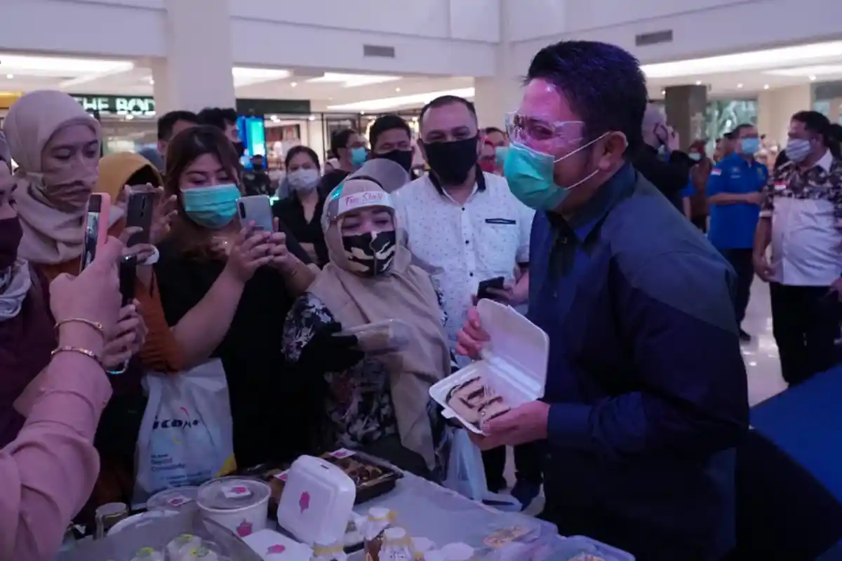 3 Pesan Herman Deru Agar Pelaku UMKM Tahan Banting Hadapi Pandemi, Naik Level Dipromosikan Gubernur
