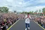Calon-Bupati-Polman-nomor-urut-2-Andi-Bebas-Manggazali-tampil-di-depan-ribuan-pendukung.jpg
