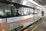 ilustrasi-KA-Pandalungan-saat-di-stasiun-wilayah-Daop-9-Jember-ilustrasi-kereta-api.jpg