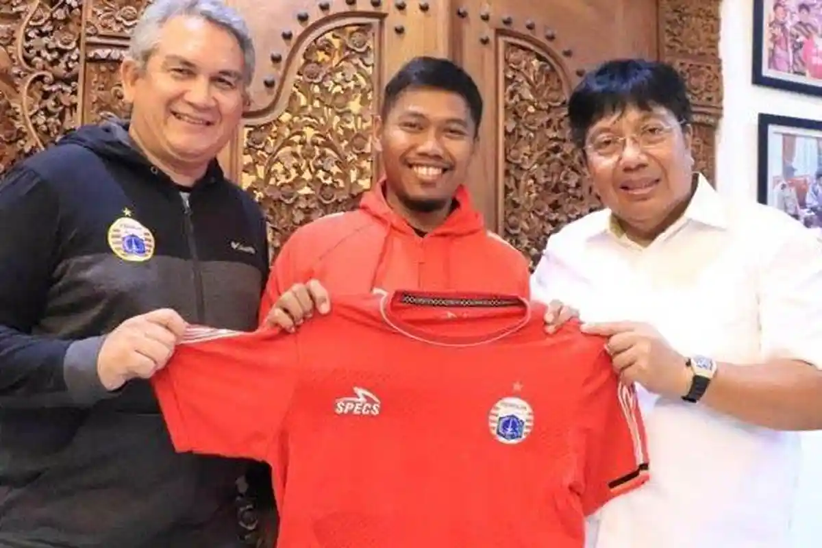 Persija Jakarta Vs Persib Bandung: Jumpa Mantan, Tony Sucipto Siap Duel dengan Hariono