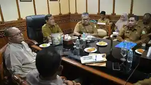 Rapat-Koordinasi-kegiatan-masa-tanggap-darurat-bencana-hidrometeorologi-di-Aceh.jpg