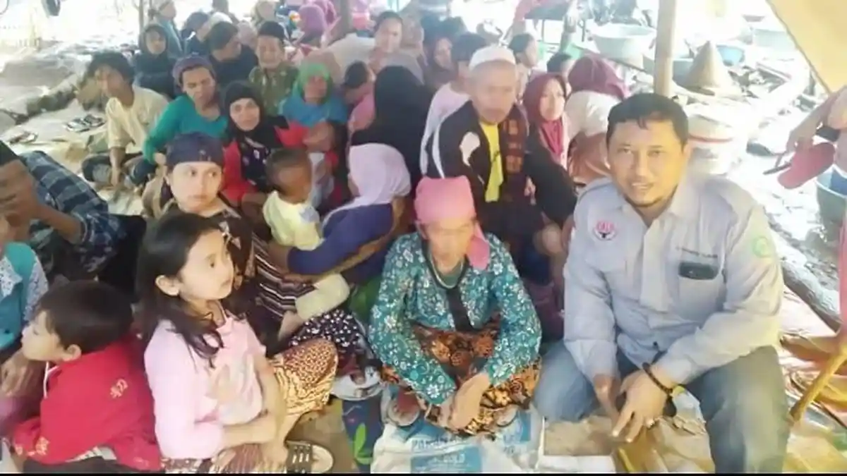 Kisah Relawan Asklin Karawang Tangani Korban Gempa Bumi Cianjur