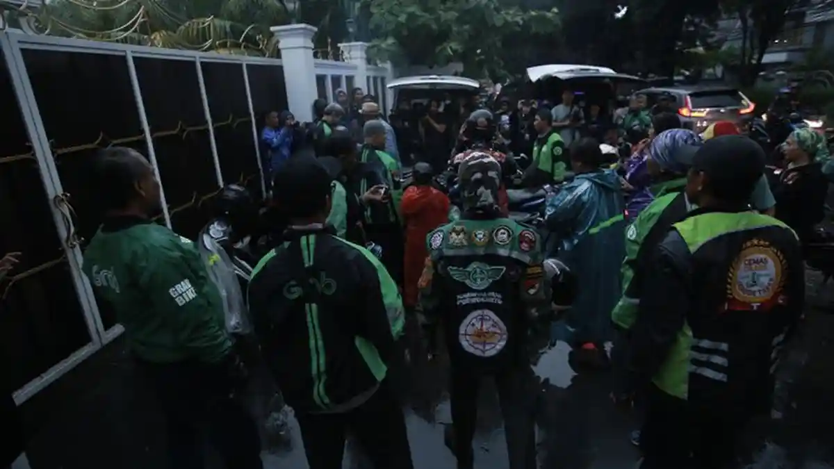 Somasi hingga Datangi Rumah Iis Dahlia, Ini yang Diinginkan Driver Ojek Online