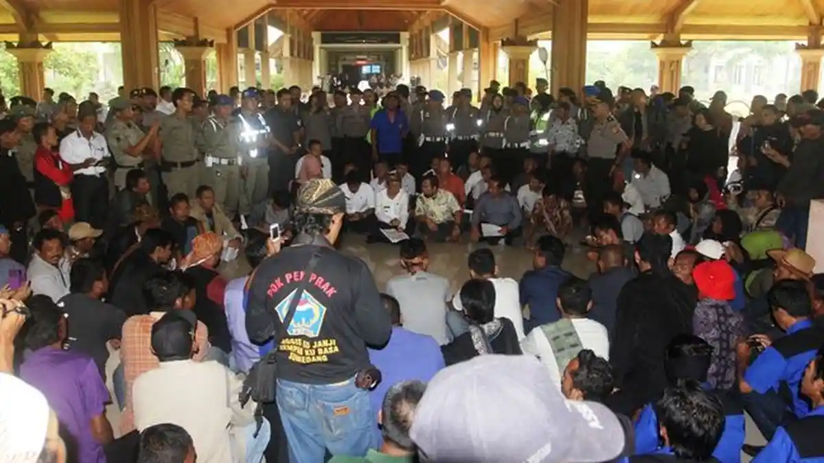 Pengunjuk Rasa Dampak Bendungan Jatigede Protes Ucapan Wabup Saat Tanggapi Aksi