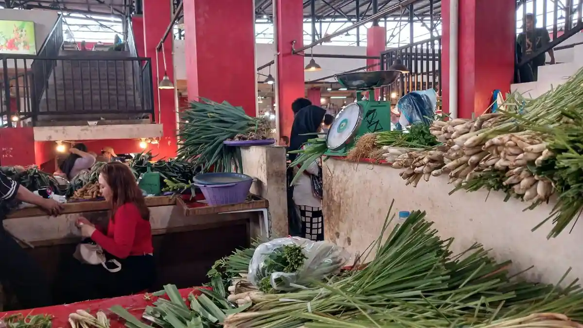Harga Bahan Pangan di Pasar Bersehati Manado, Bawang Merah Capai Rp 55 Ribu per Kilogram