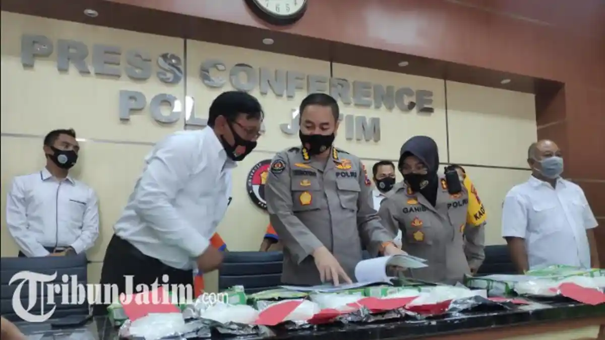 Dua Pemuda Asal Sampang Selundupkan Sabu 6,5 Kilogram, Modus Dikemas dalam Kotak Snack